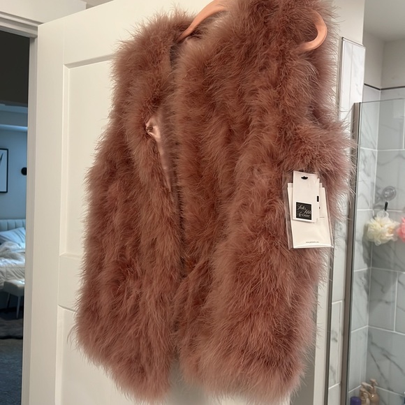 Pello Bello feather vest - Picture 3 of 3